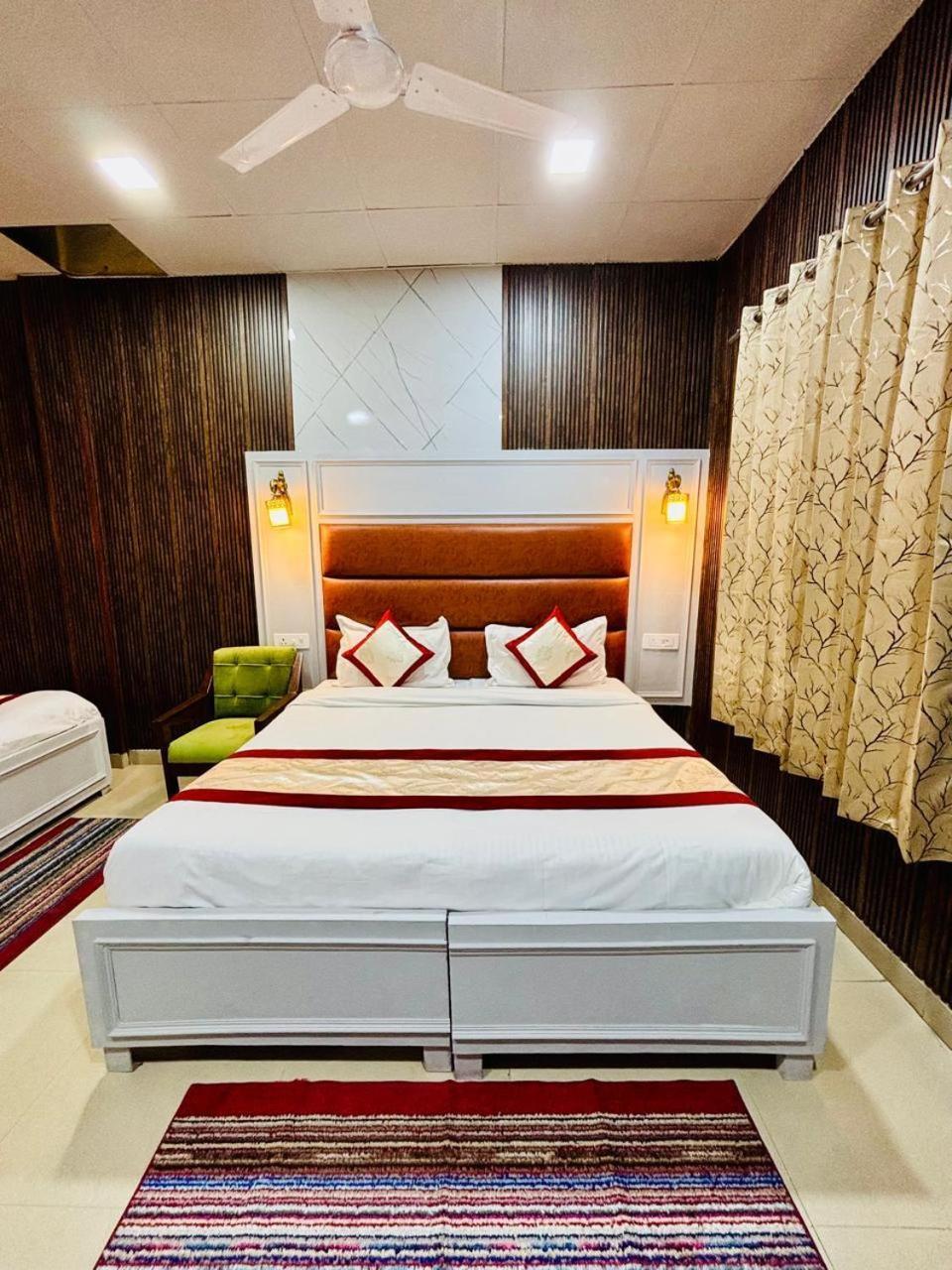 Hotel Amar موسوري المظهر الخارجي الصورة