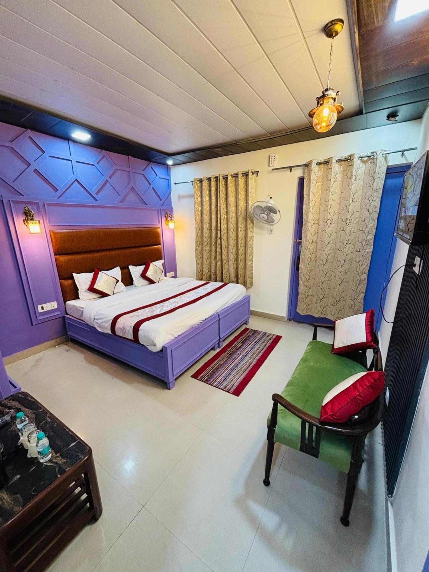 Hotel Amar موسوري المظهر الخارجي الصورة